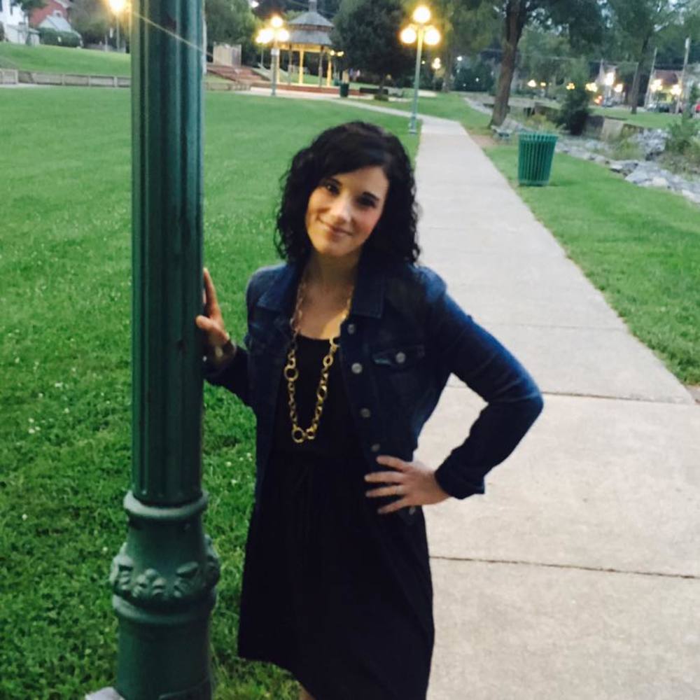 Meet your Posher, Kendra